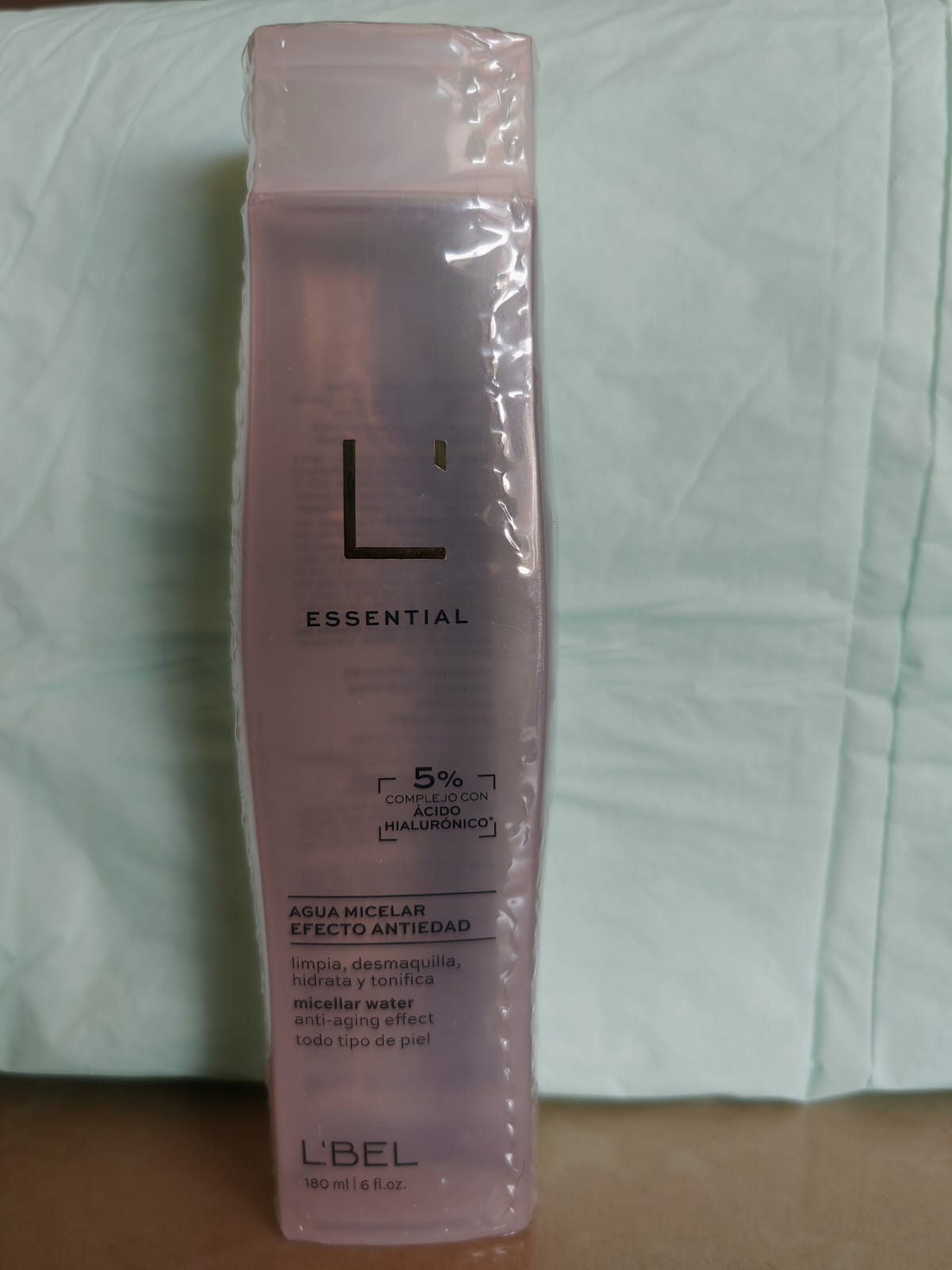 ESSENTIAL AGUA MICELAR EFECTO ANTIEDAD